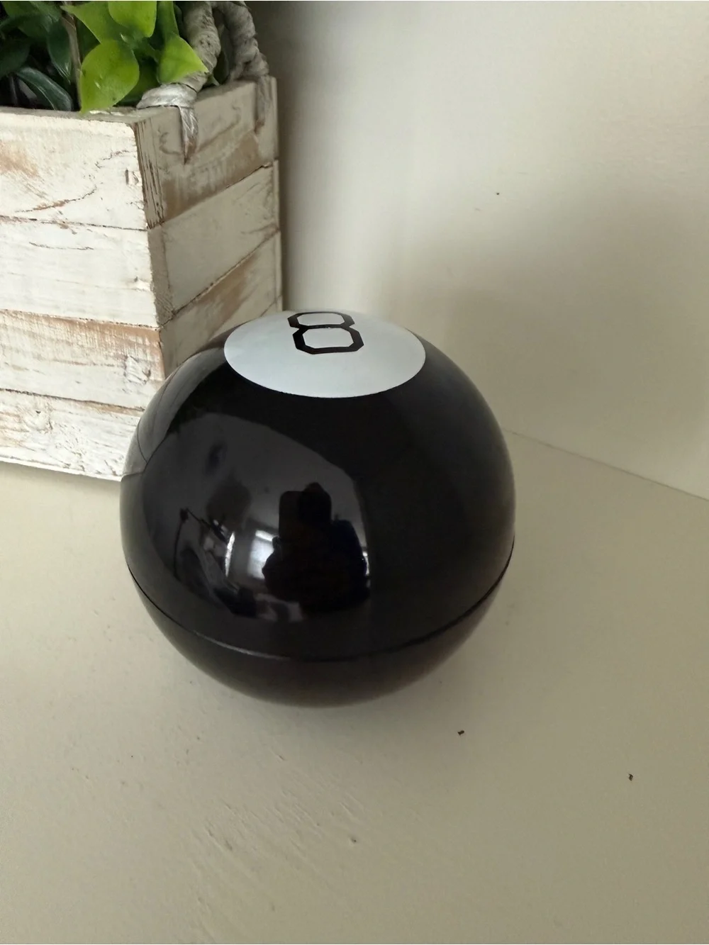 Magic 8 Ball Classic Fortune Teller Toy Black Retro Novelty Decision Maker